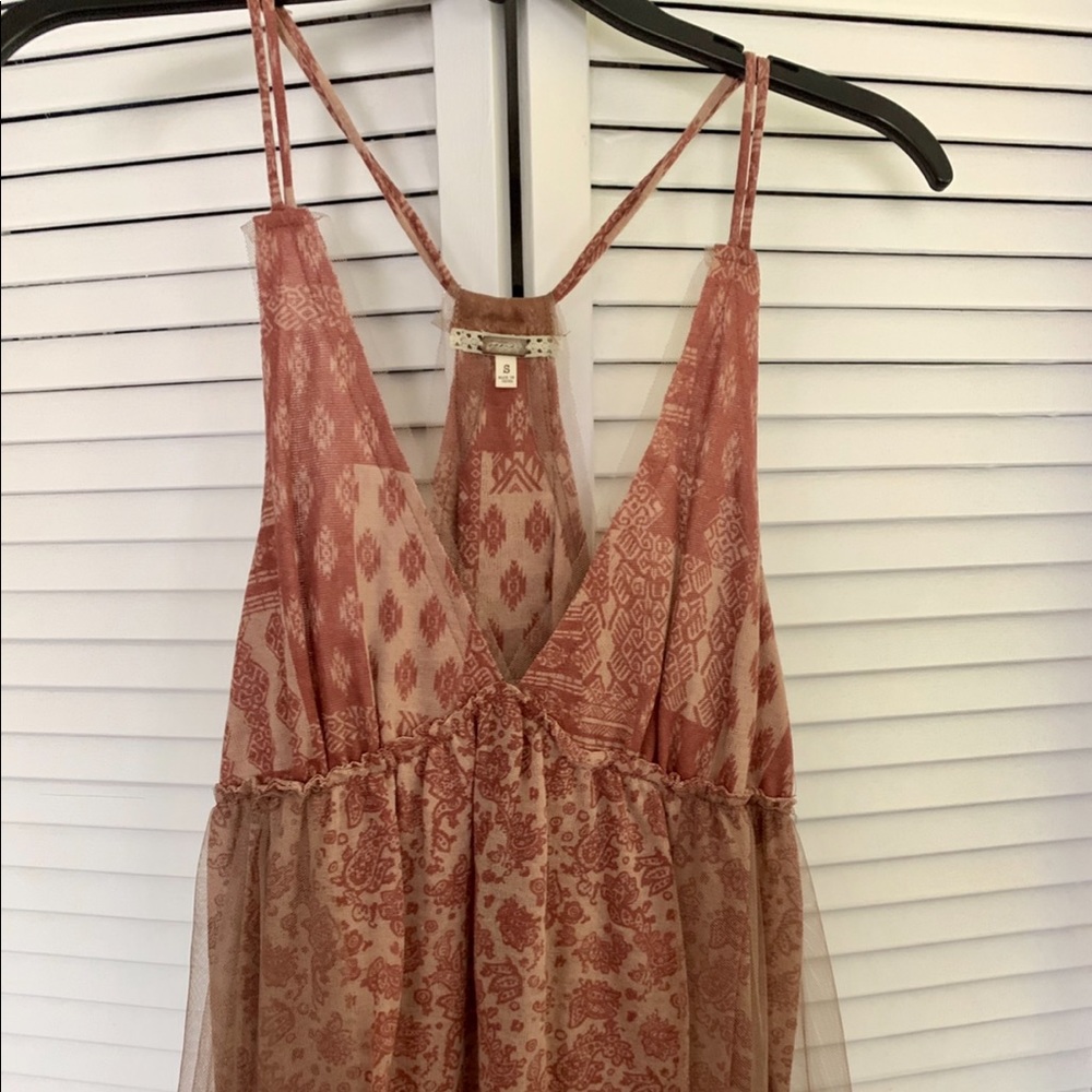 Gorgeous never worn Gimmicks by BKE top